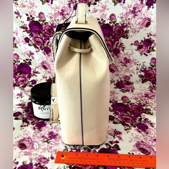 Vanessa Williams Lush Backpack with Dust Bag - Picture 7 of 8